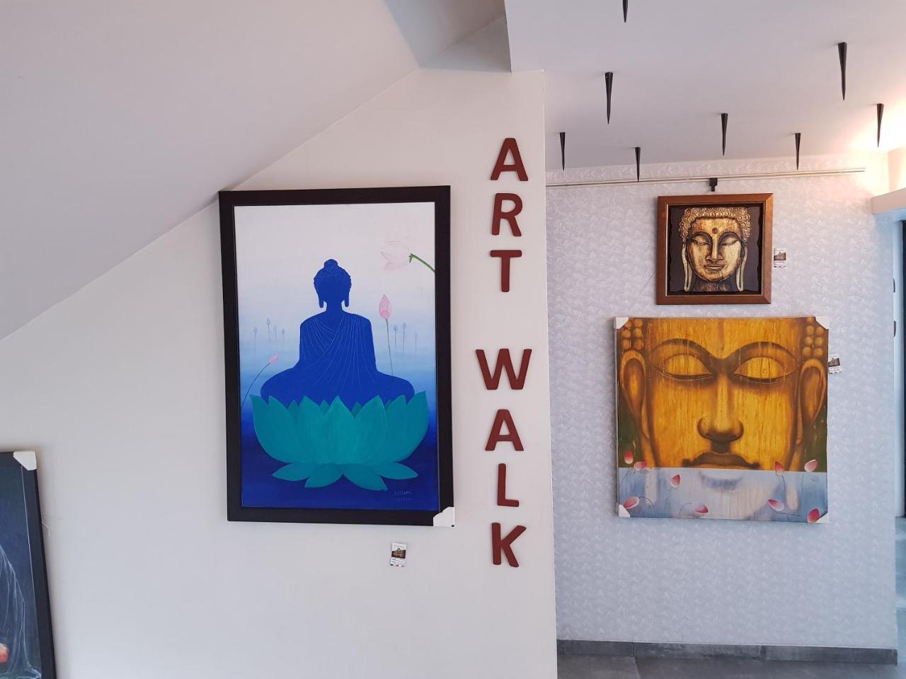 Dragonfly Hotel - The Art Hotel Mumbai Exterior photo